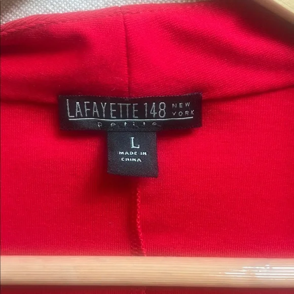 Lafayette 148 New York V-Neck Cap Sleeve Blouse in Red - Picture 3 of 6
